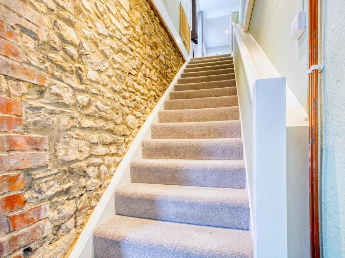 Pass The Keys Lovely 2-Bed Apartment Colyton Near Jurassic Coast 외부 사진