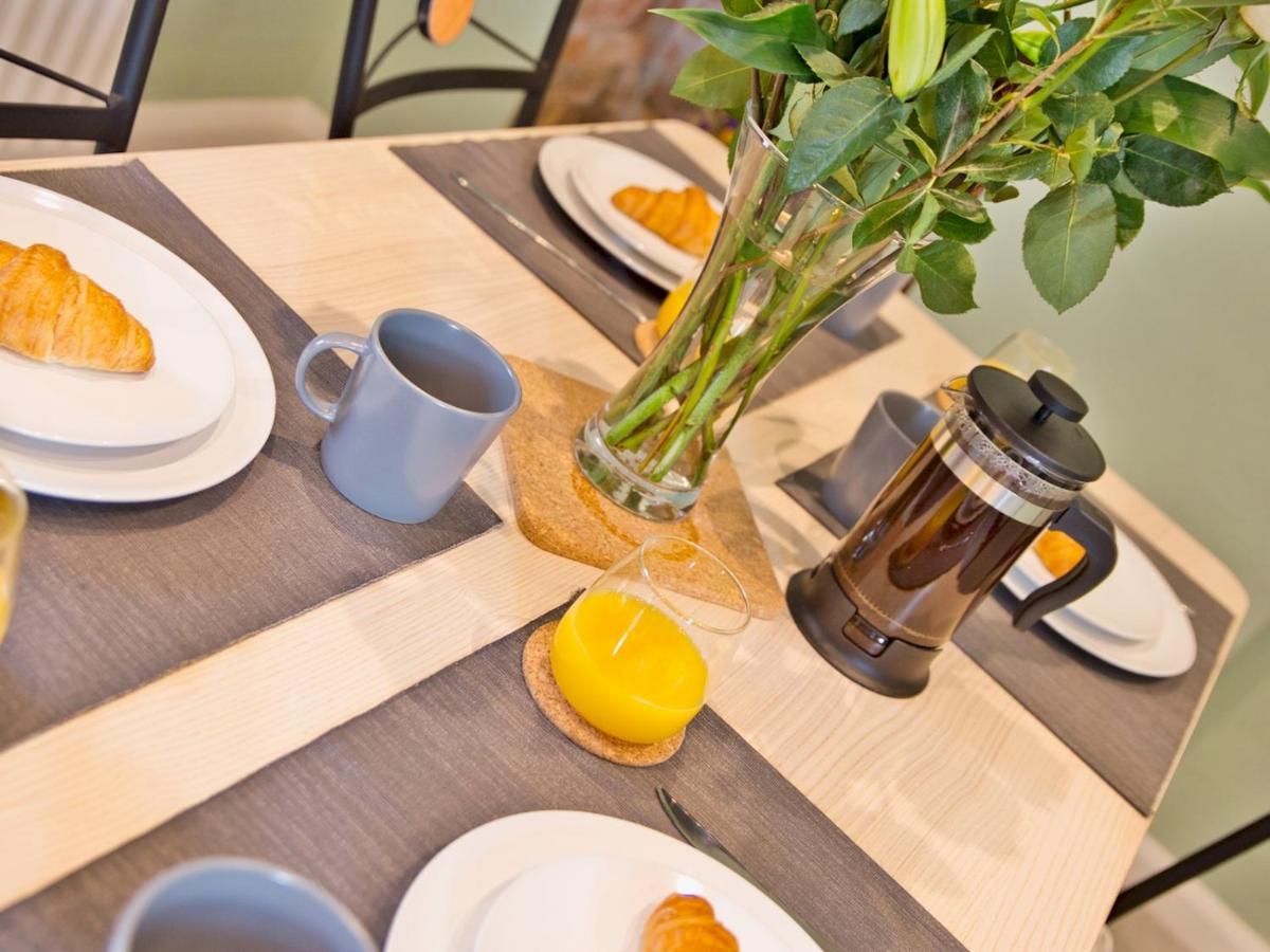Pass The Keys Lovely 2-Bed Apartment Colyton Near Jurassic Coast 외부 사진